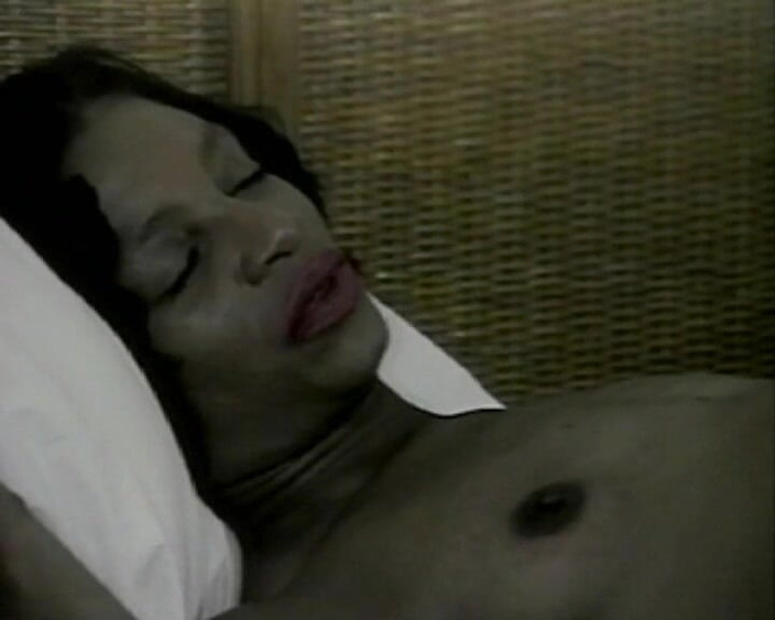 Videos Francaises: Ebenová dáma z Francie byla olízaná blonďatou milfkou