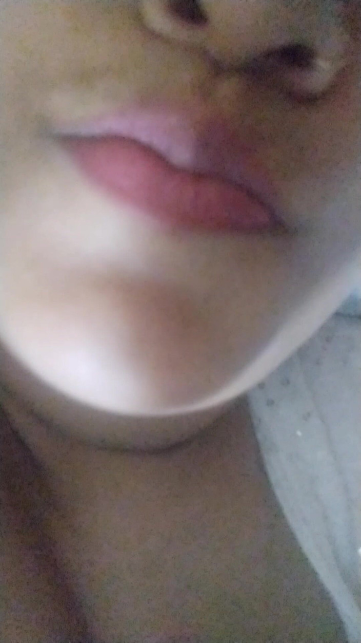 Dr_doom21: Bhabhiji's juicy lips with voice