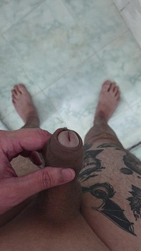 Slow Motion Pee