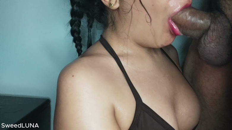 sweedLUNA: Morena recebe dupla gozada na garganta - sweedluna