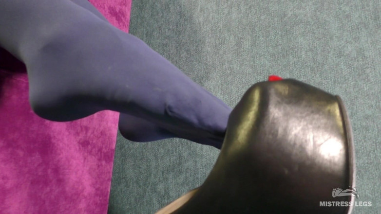 Mistress Legs: Mistress sexy feet tease in blue pantyhose