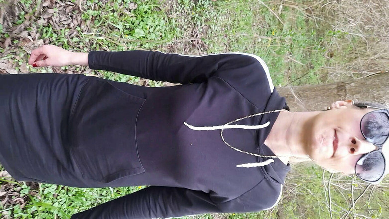 Audrey: Amatorska ogromna kompilacja wytrysków część 1