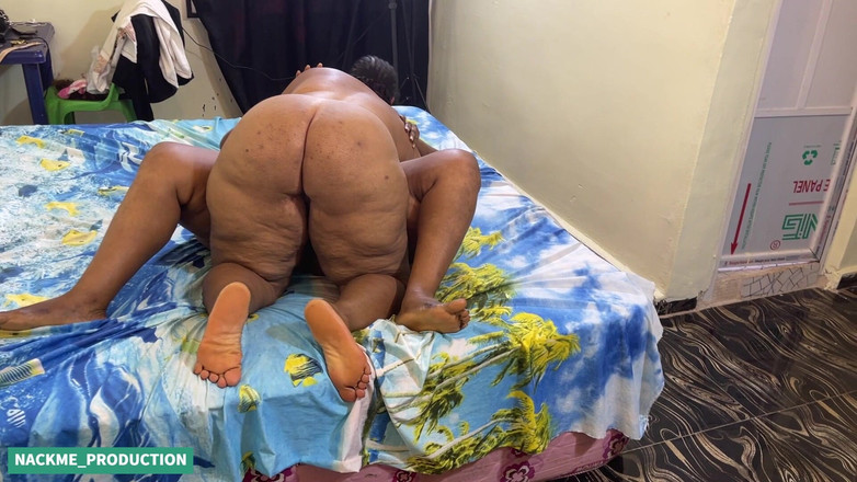 NACKME_PRODUCTION: Reife bBW Granny_roxy und Queen_vusi Link für heiße lesbenszene