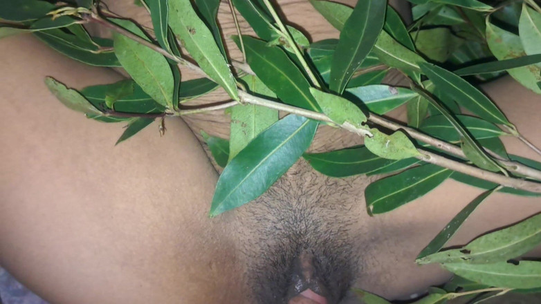 Trilokinath: Indian Village Aunty Having Romantic Mms Video Viral