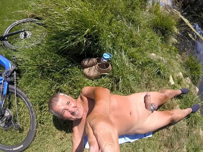 Andy: Procházka 49 2025