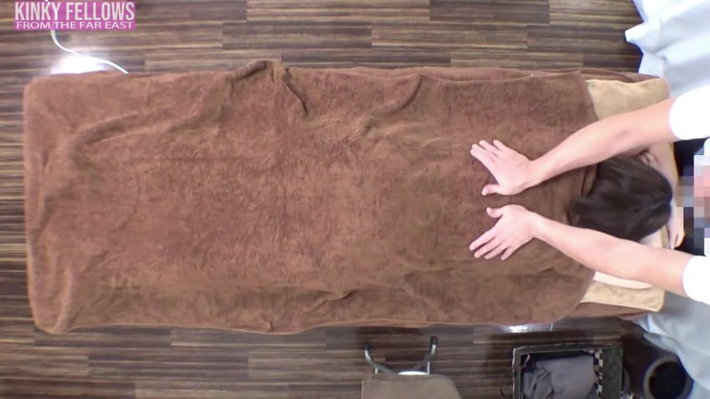 Asian happy ending: Aziatische angel 25397