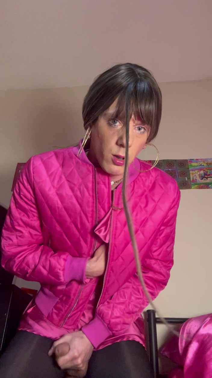 Jessica silk: Jess cavalca un dildo
