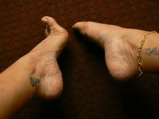 Abby Anna: Super Arched Feet Toe Pointing