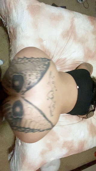 MzKiTTy91: Милфа с большой задницей, белая девушка с большой шикарной задницей, задница