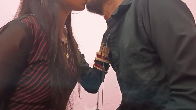 Raghav: Hot Indian Parul Baby Fucked by Teacher