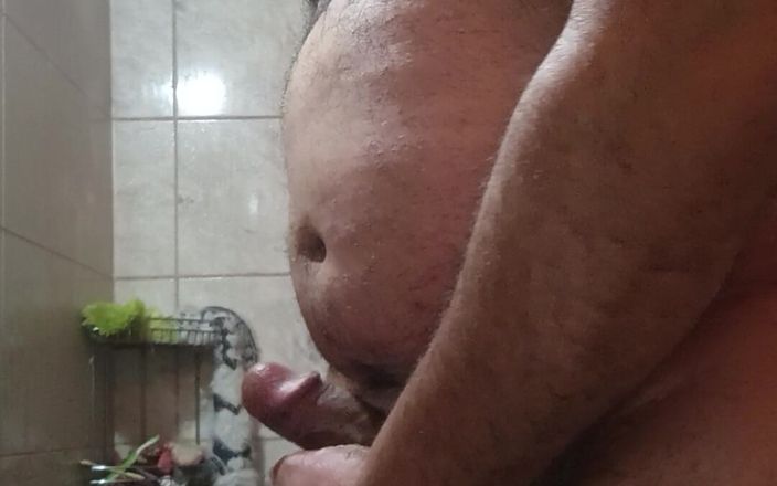 CenkAy: Papi rasiert seinen schwanz im badezimmer und kommt
