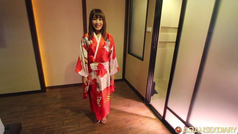 Sex Diary: Asian sex diary special massage Filipina beauty lets foreigner fuck