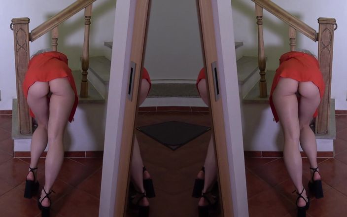 Faith Eros: Gambe in mostra
