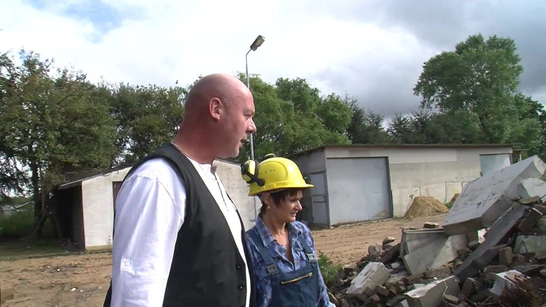 Erotic Club: He Fucked This Wet Pussy At The Construction Site!