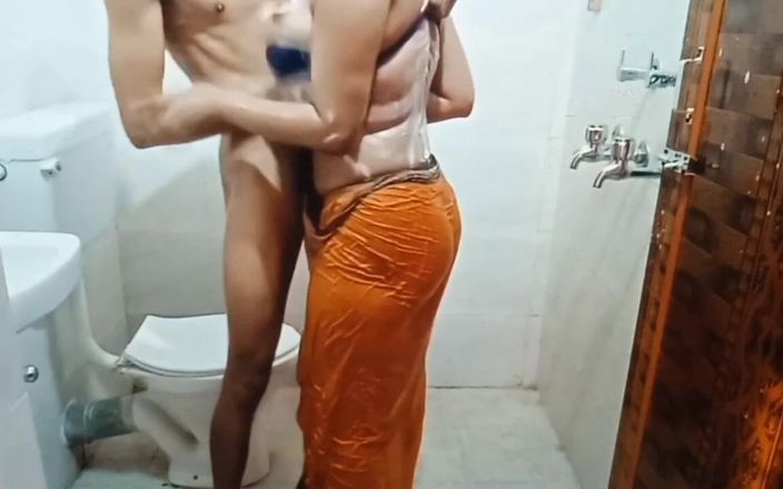 Black-studio: Video làm tình trong phòng tắm nóng bỏng của Bhabhi