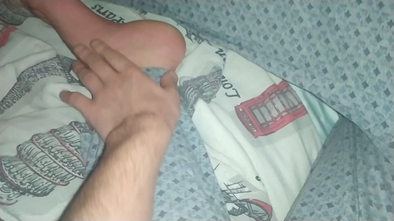 MartyBrady: Twink ustası en sevdiği babasını mastürbasyon yapıyor