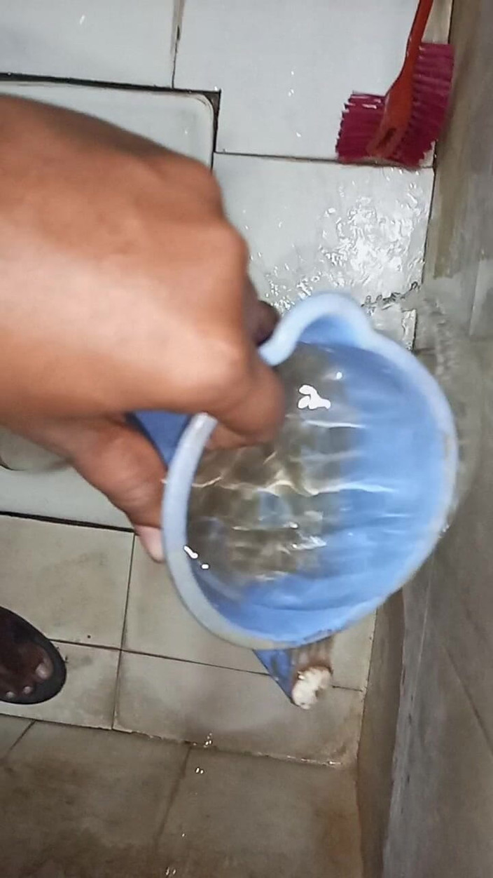 Hungry cliff: Băiat din baia restaurantului indian futându-se anal