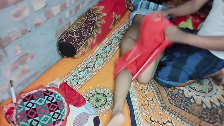 NixLeno: ロマンチックなセックスをする新婚夫婦