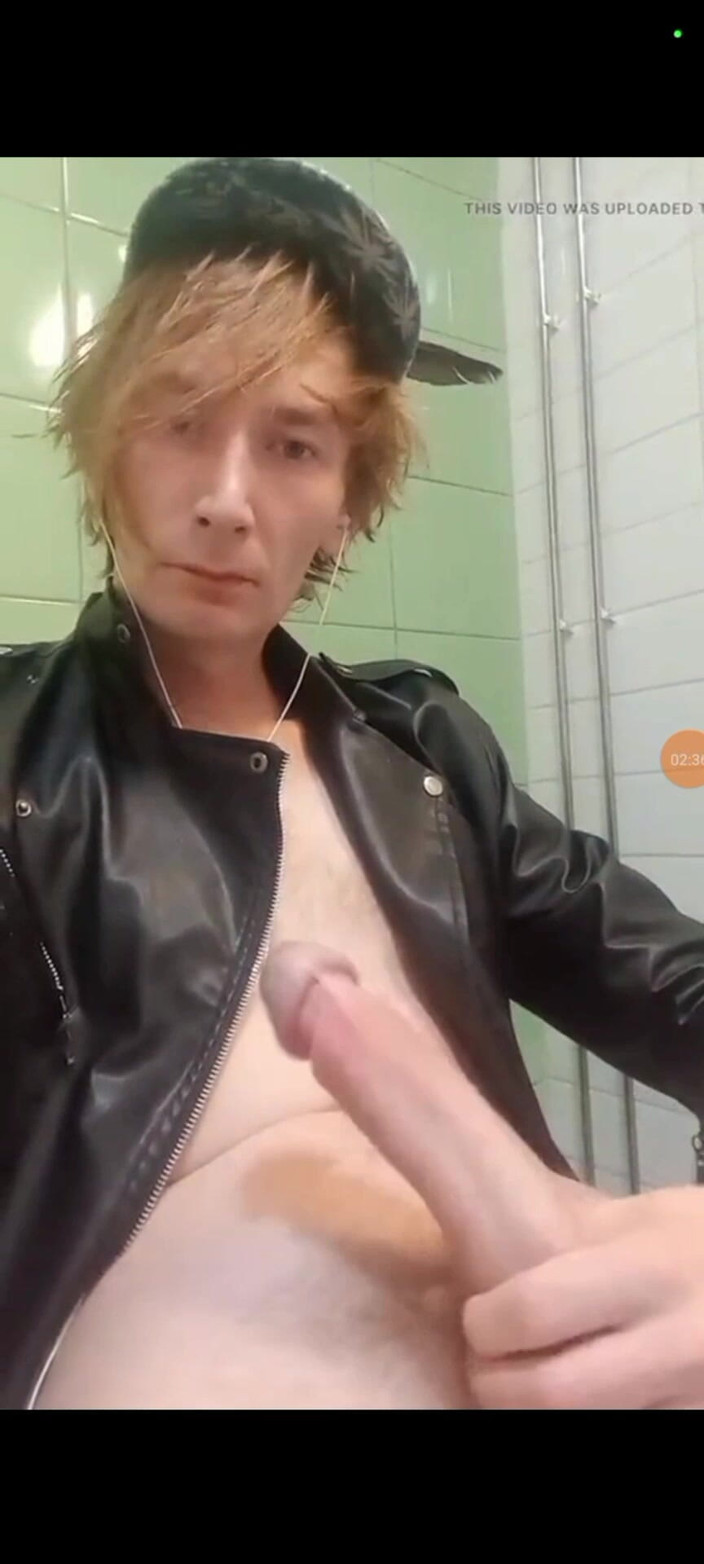 Matela: Compilation di orgasmo e sborrate di rap star