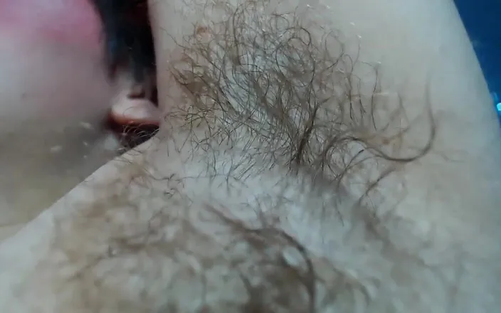 Juno Electra: Extreme Hairy Armpit Closeup on Cam