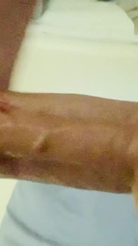 Eu amo saltar no meu grande consolo