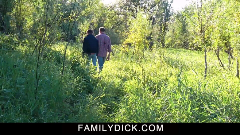 Family Dick: Tiny teen Austin Xanders gets raw breeding in nature