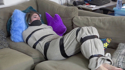 Restricting Ropes: Luna Grey - innesluten filt