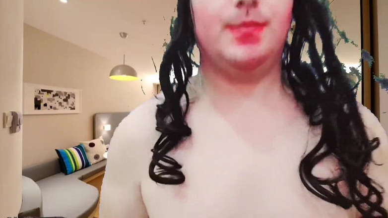 Kitty_Cross: 큰 자연의 레이디보이 젖탱이 섹시한 자기 젖탱이 핫한 Sissy 크로스드레서