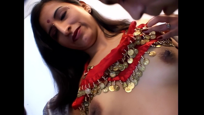 Little World: エンジェルのフラート、キンキーでセクシーなサッカー