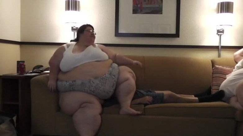 Full Weight Productions: eat My Shorts Herman - 1,200 Lbs of Squashing Power