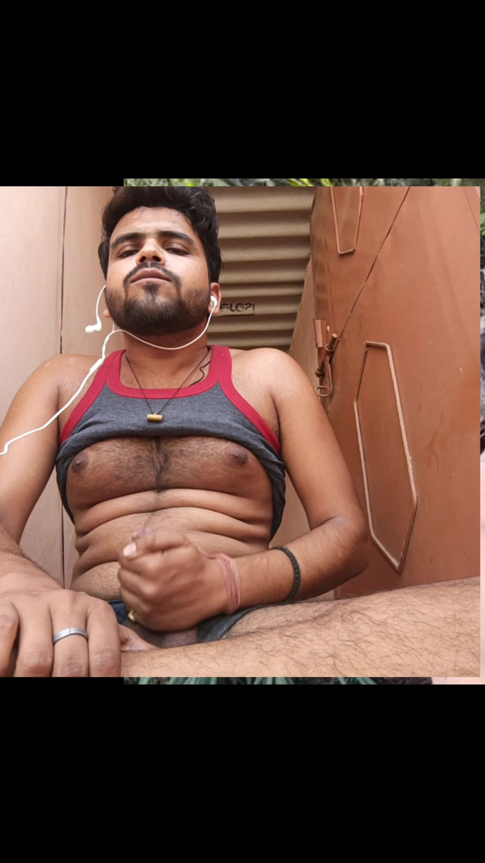 IsmaatDeva: 独奏德西手淫视频