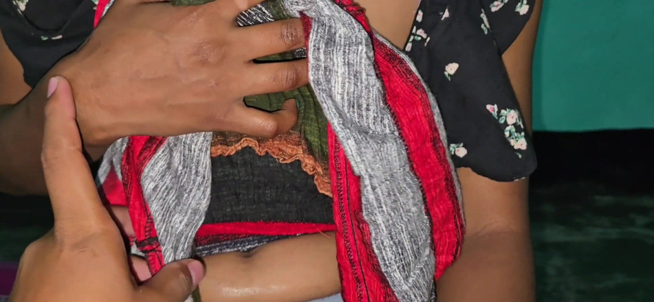 SafeRosebush8: First Time Sex with My New Girlfriend Indian Sex Video...