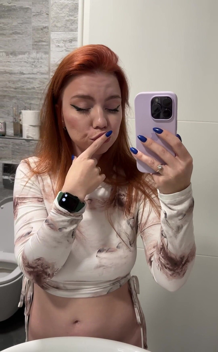 Kisankanna: Ich bin ein böses, böses mädchen, das mich selbst filmt