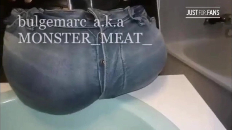 Monster_Meat_: मेरे बड़े सिलिकॉन मॉन्स्टरमीट की एक तस्वीर असेंबल