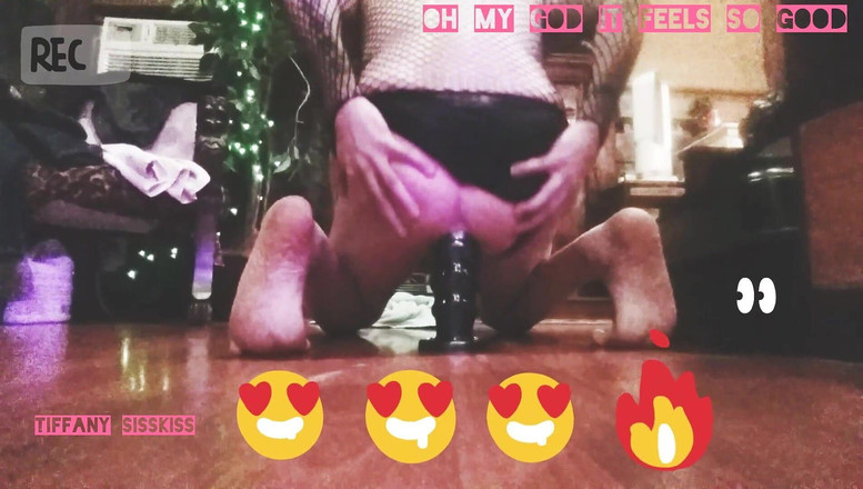 Tiffany Ciskiss: Obrovský anální dildo slam šukání něčeho opravdu tlustého 10 palců