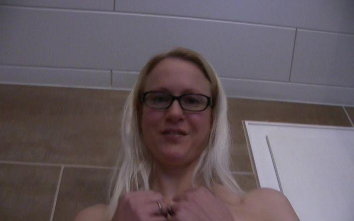 Blondehexe: Nadržená naštvaná