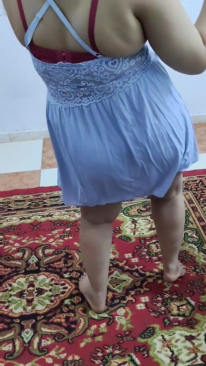 Six my and wife: 6명의 아랍 나우