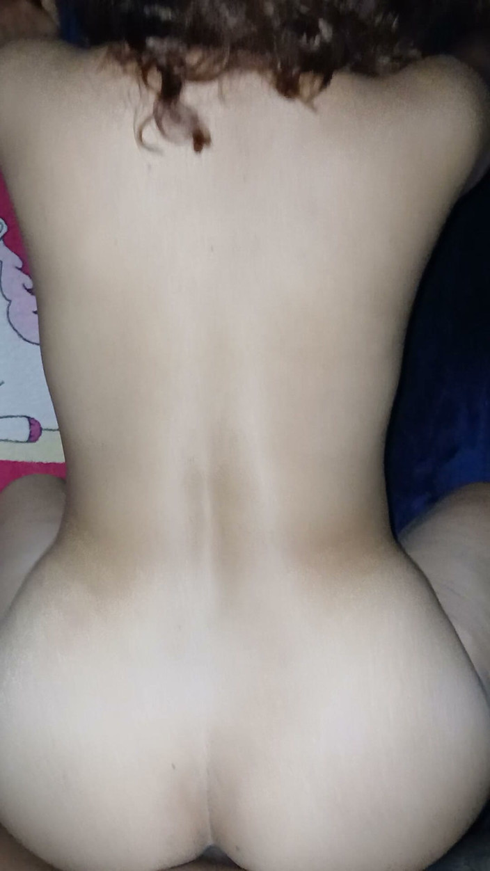 VioletOffer97: ลูกเลี้ยงชายของกูตื่นเพื่อเย็ดกู