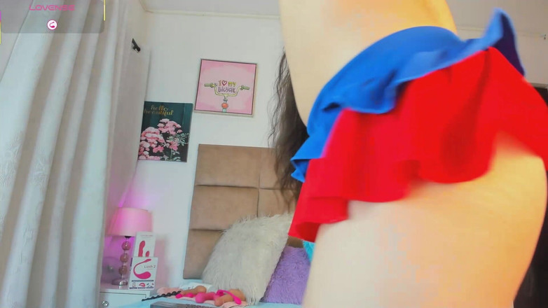 Miajacksonn: 大奶子女孩想要被干