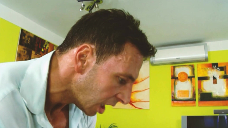 The Window of Sex: Tettona arrapata scena 2: la splendida mora con un gran culo...