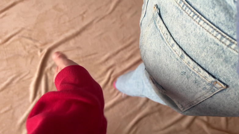 Mia Foster: Hermanastro se corre en mis bragas y me las usaré...