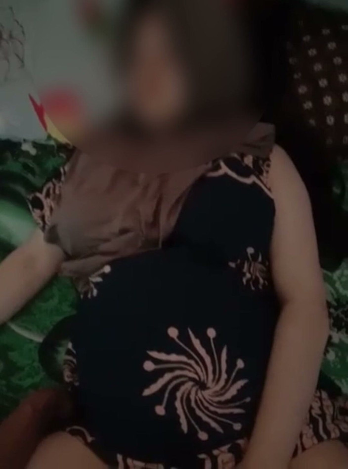 Famly sex: Die seufzer des Dorfmädchens in Hijab sind sehr lecker