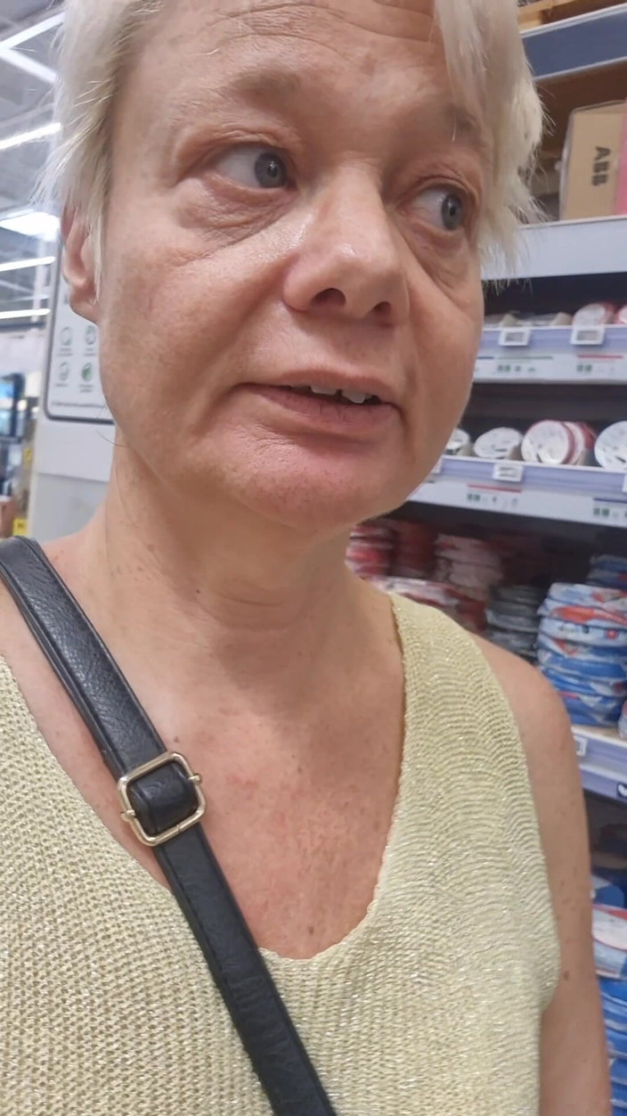 Sofy13: Ja spacerując po sklepach