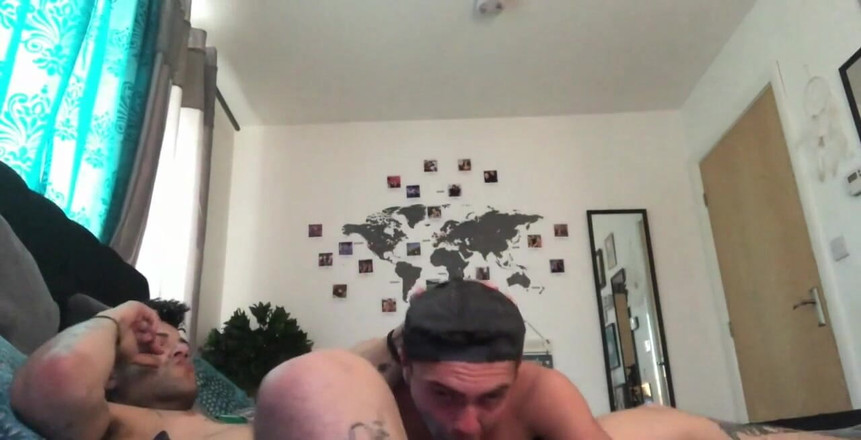 Crunch French bareback porn: Sekstape eigengemaakt met Kai Cameron en Mickey Taylor