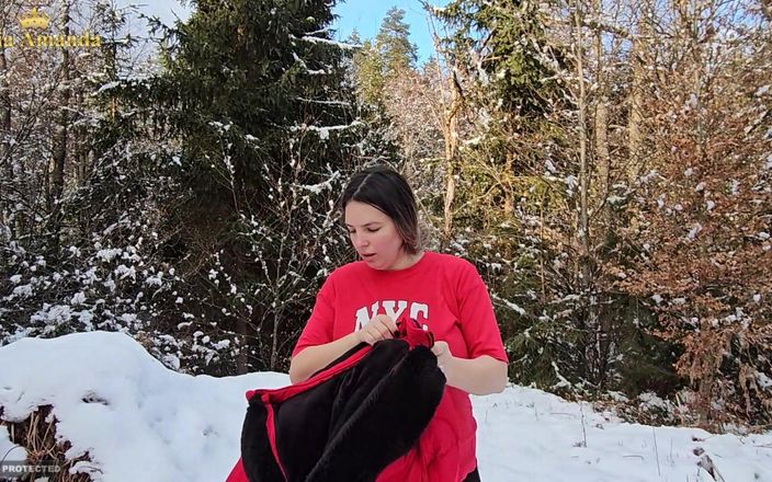 Talia Amanda: Snöbröst