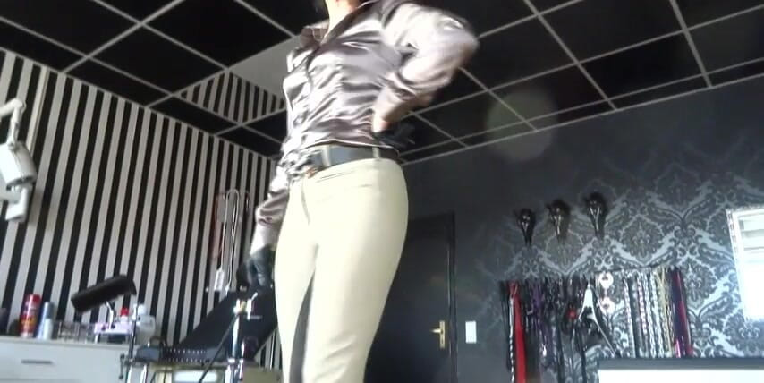 Lady Victoria Valente: Cum for the Spurslady