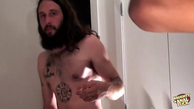 Naughty anal fuck: 巨大な5Pは、このブロンドの女の子が彼女の穴を埋めるために必要なものです