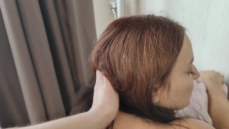 Tumanova Alina: A Bunda Grande Da Esposa Se Afogou Na Ereção Matinal...