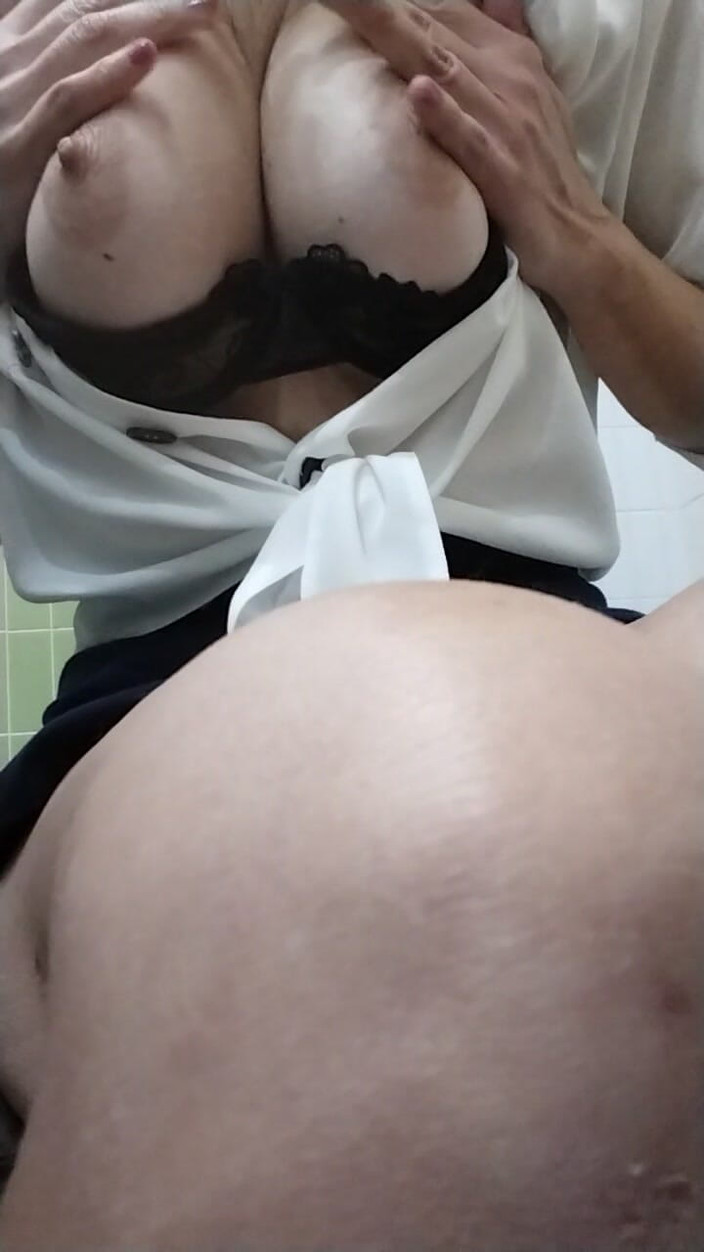 SAMANTHA NORTH: Profesoară de liceu în pauză