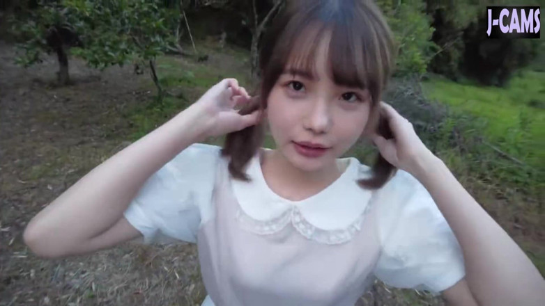 J-Cams: Outdoor Tease. Mischievous Girl and Controlled Release Part3